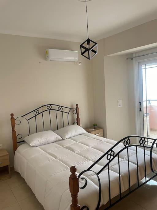 Mr. Sergio Apartment Ampavris Extérieur photo